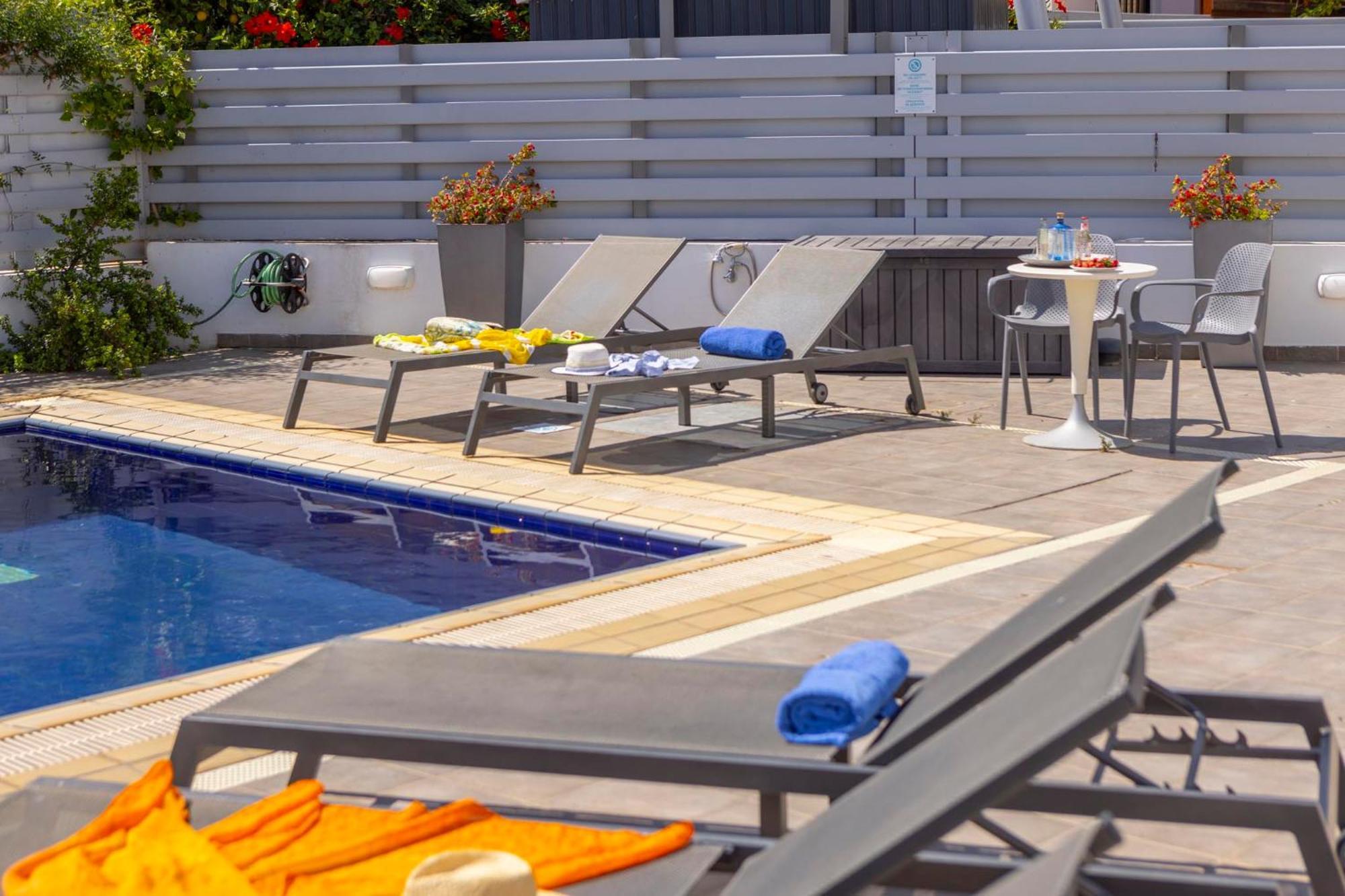 Azure Luxury Pool Villa Protaras Exterior photo